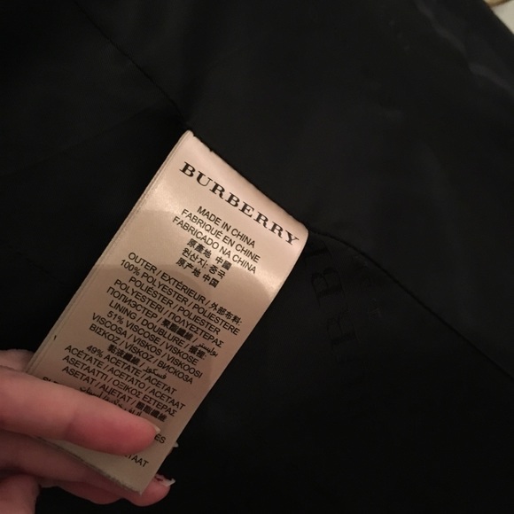 ‼️🔥Stunning Burberry plaid puffer - Picture 6 of 11